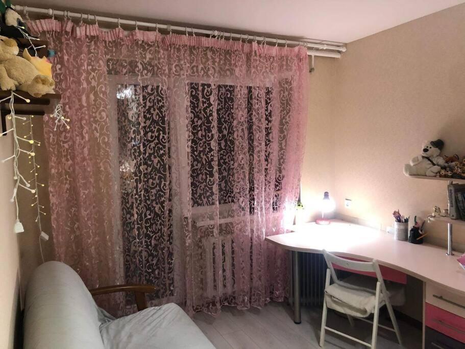 Apartment On Studentska Street ลวีฟ ภายนอก รูปภาพ