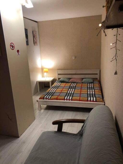 Apartment On Studentska Street ลวีฟ ภายนอก รูปภาพ